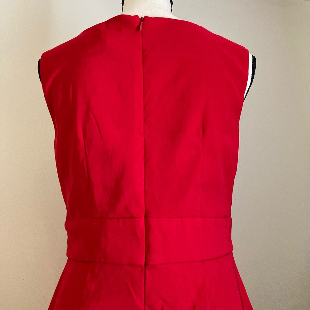 Red Dress - Picture 8 of 10